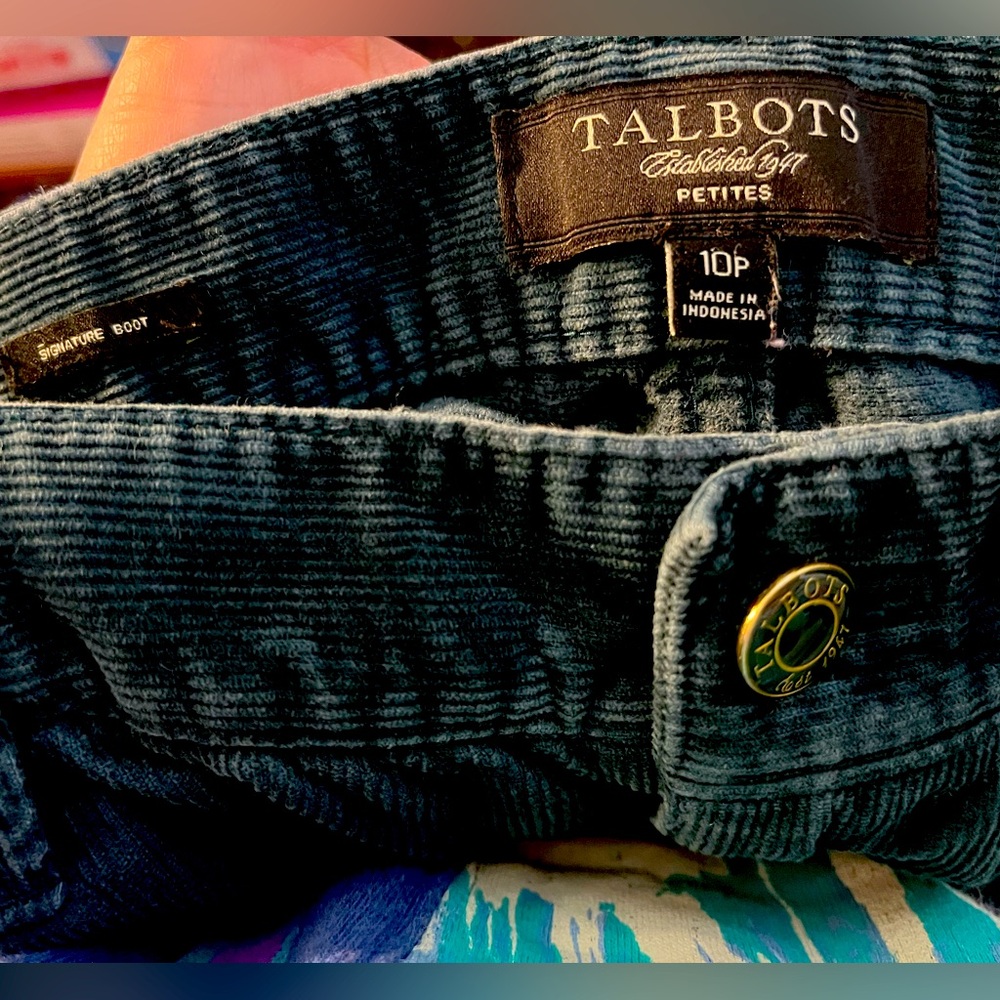 Talbots signature boot corduroy emerald green pants